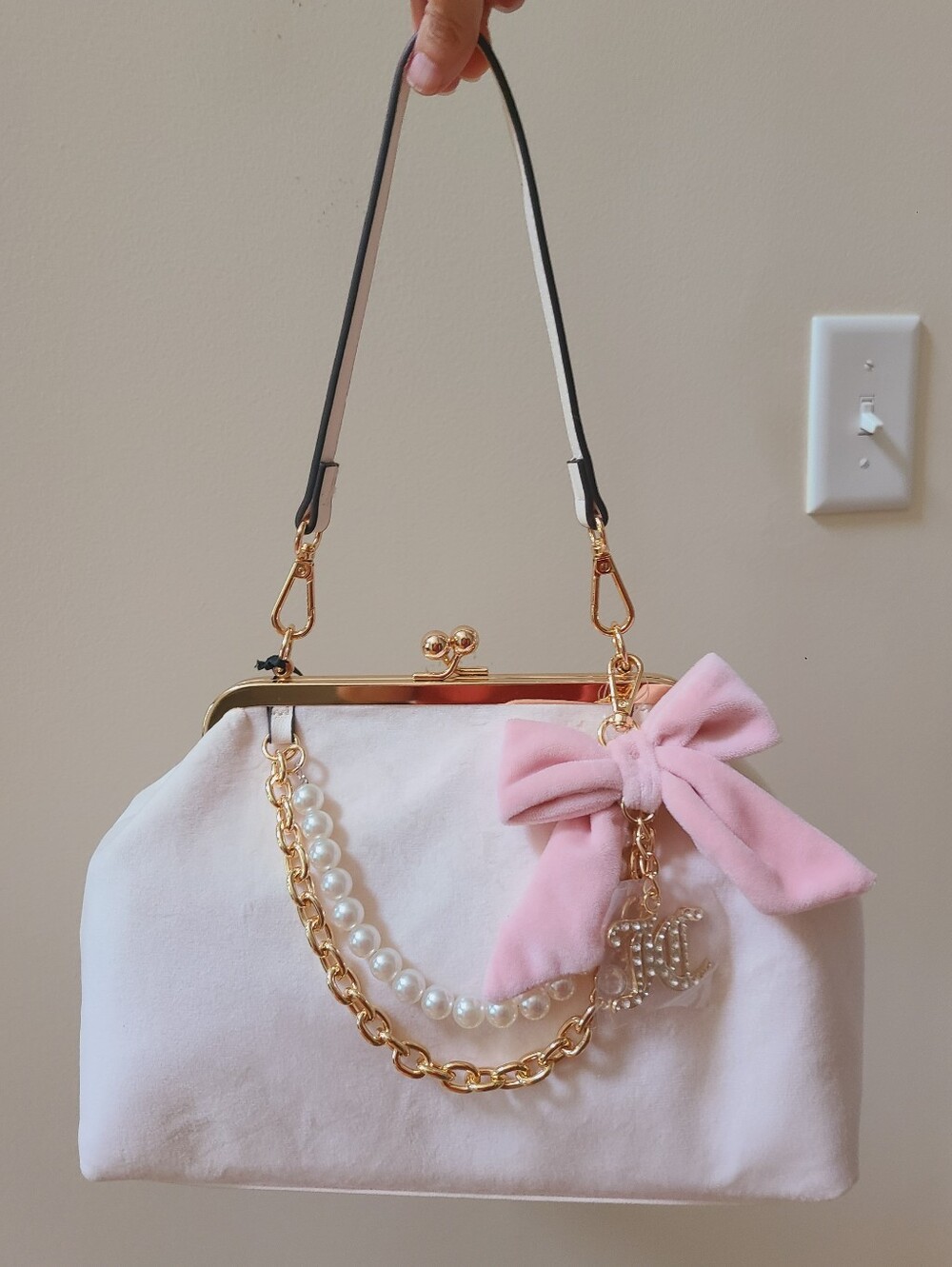 Juicy Couture Bag 💗 Kiss Lock Purse